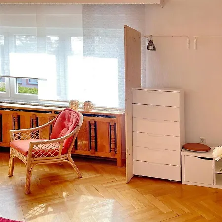 Apartment Wildbiene