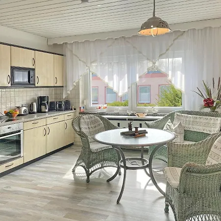 Wildbiene Apartment Luebbenau