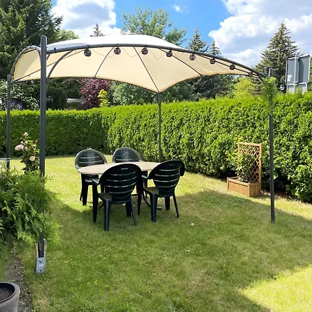 Wildbiene Apartment Luebbenau