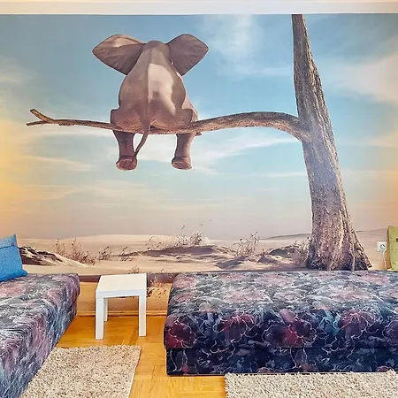 Apartment Wildbiene *