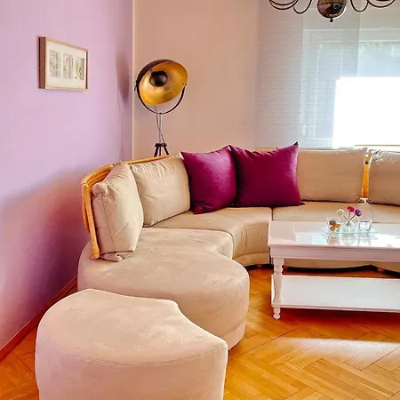 Apartment Wildbiene