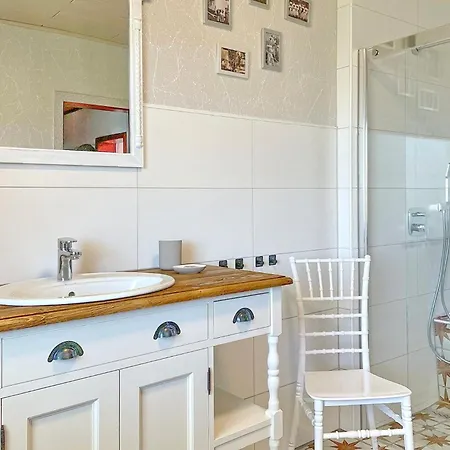 Wildbiene Apartment *